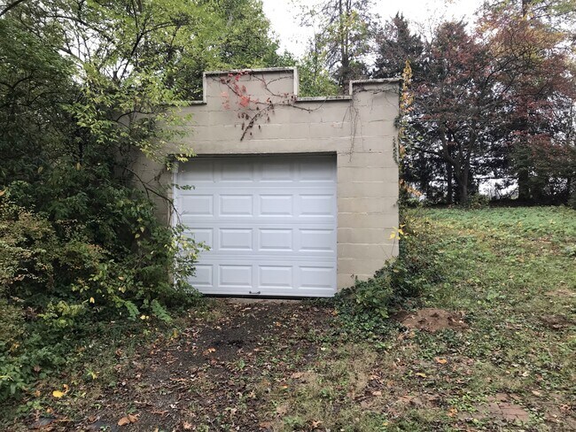Building Photo - 4530 Whetsel Ave