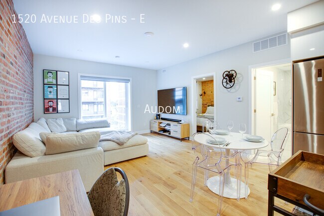 Building Photo - 1520 Av. des Pins