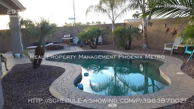 Primary Photo - Private Pool with service included!