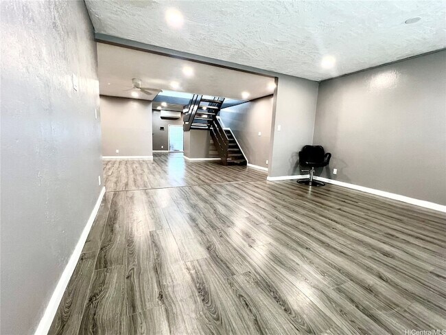 Foto del edificio - 95-431 Kuahelani Avenue Unit 119