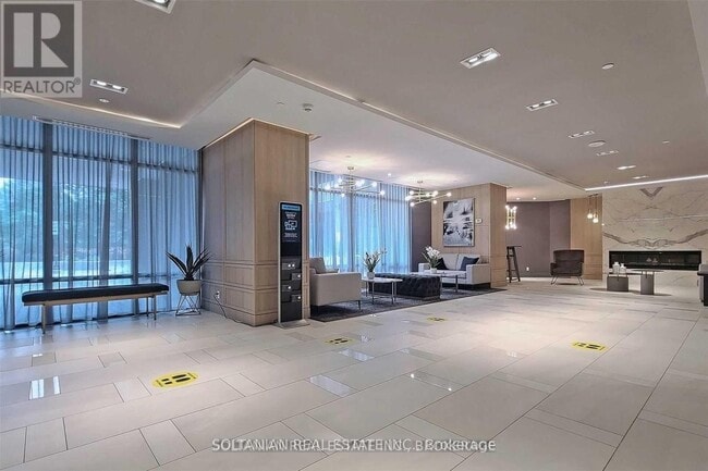 Photo du bâtiment - 621-GP621 Sheppard Ave E