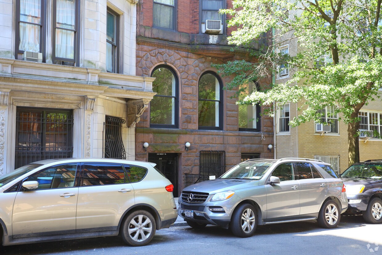 Foto del edificio - 312 W 76th St
