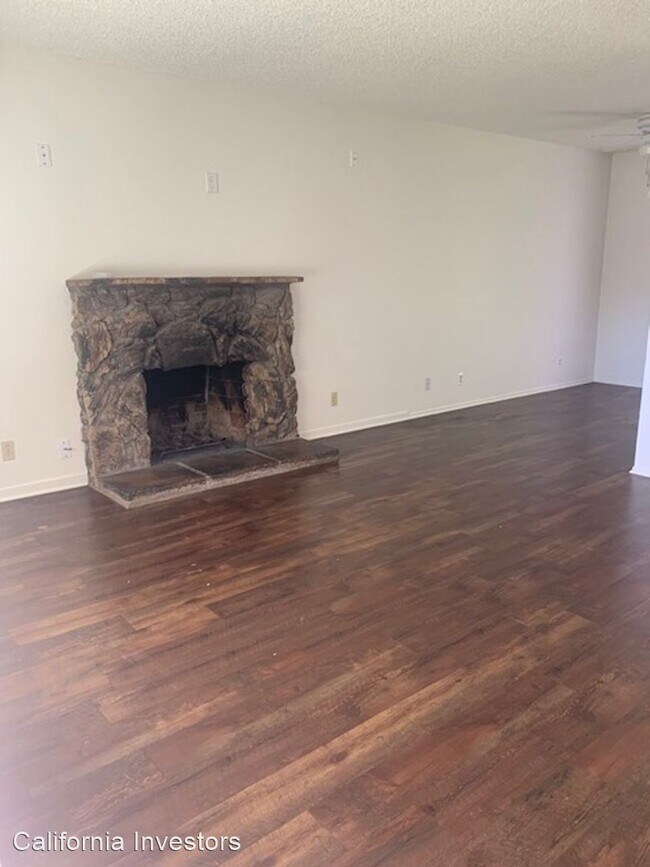 Foto del edificio - 3 br, 1 bath House - 6917 Duckling Way