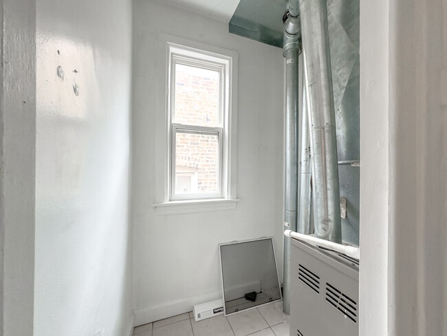 Foto del edificio - 5000 N Sawyer Ave