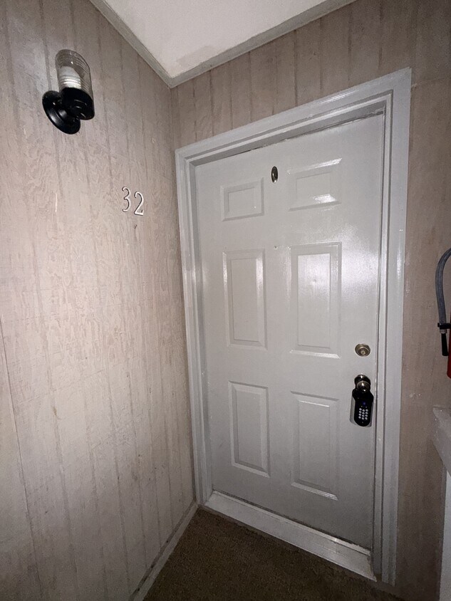 Foto principal - 3800 Guardian Ave