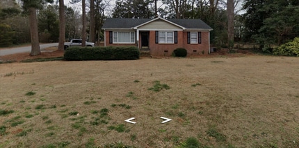 Building Photo - 206 Skyview Dr