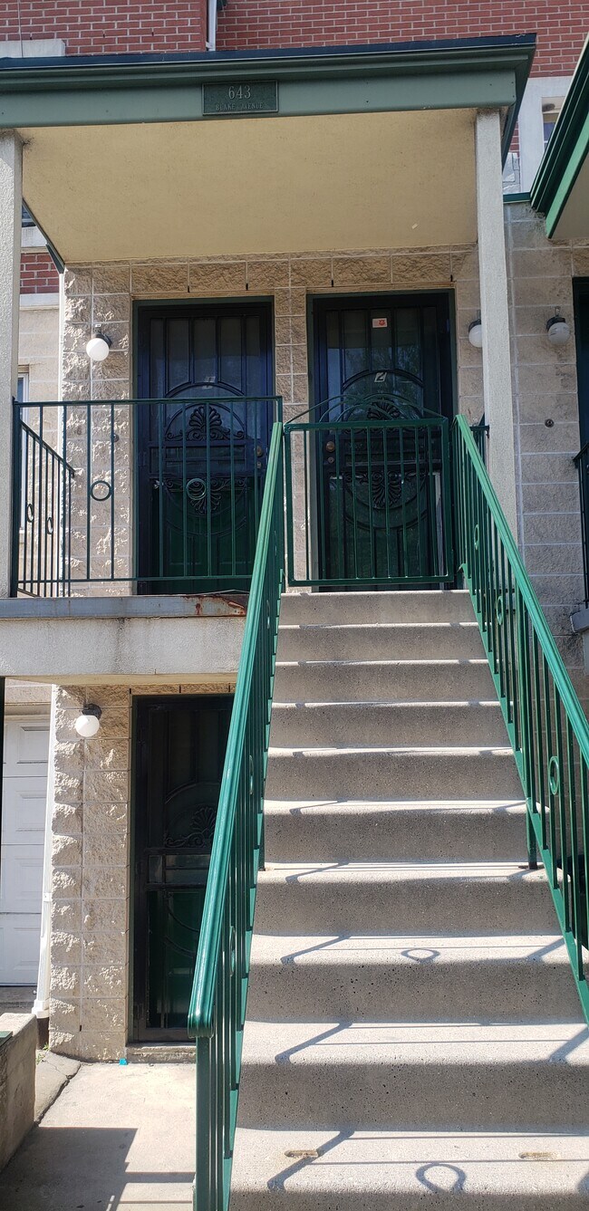 Front of house - 643 Blake Ave
