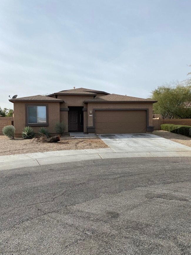 Building Photo - 7130 S Placita ATOYAC