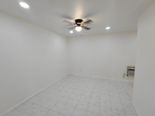 Foto del edificio - Spacious Home for Rent in Imperial!