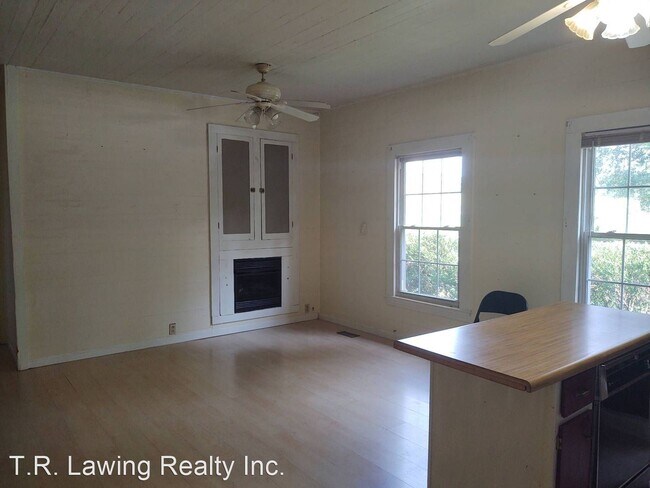 Foto del edificio - 3 br, 1 bath House - 1408 Polkville Road