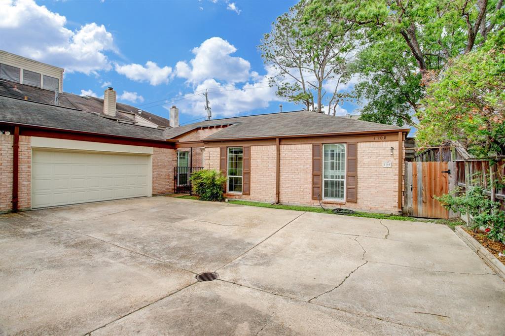 1108 Nantucket Dr, Houston, TX 77057 Room for Rent in Houston, TX