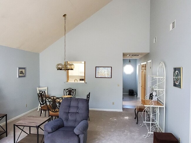 Building Photo - One-Level Furnished Beach Home - Hilton Head