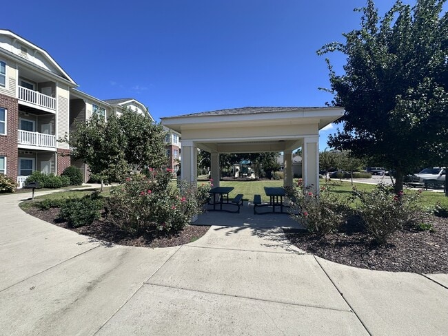 Building Photo - Morgan Pointe Apartments