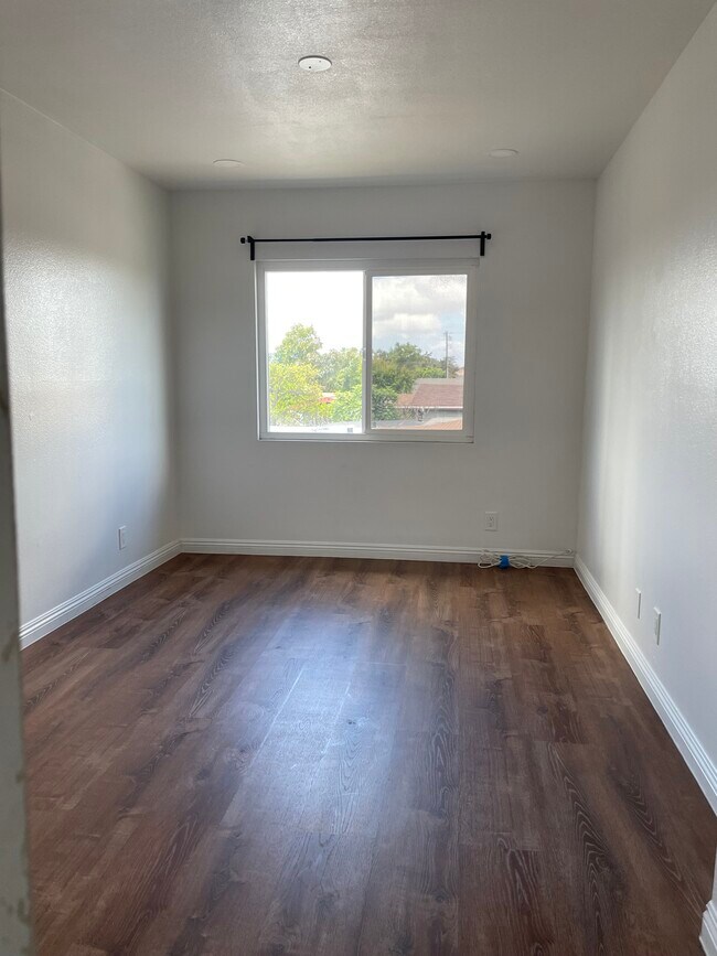 Building Photo - 12342 Flagstone Pl