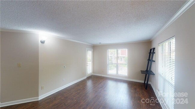 Foto del edificio - 2516 Cranbrook Ln