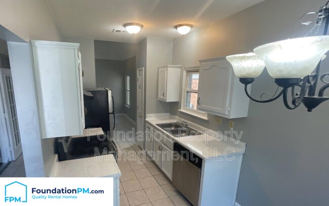 Building Photo - 6761 Whitten Pine Dr