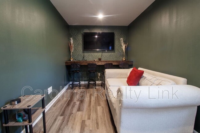 Building Photo - 2417 Fathom Wy