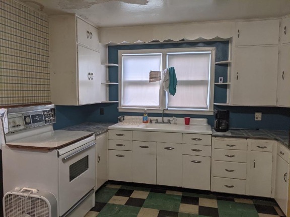 Foto del edificio - 3709 Johnson Ave