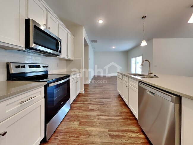 Foto del edificio - 10760 Coleman Rd