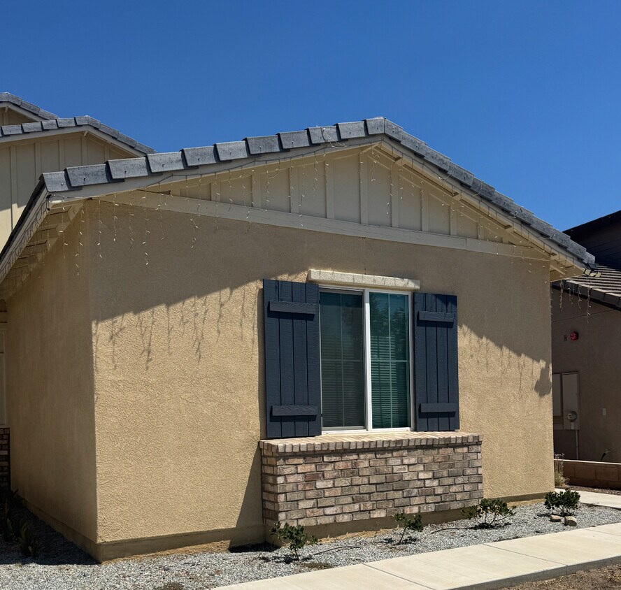 Foto principal - 34882 Kingsnake Ave