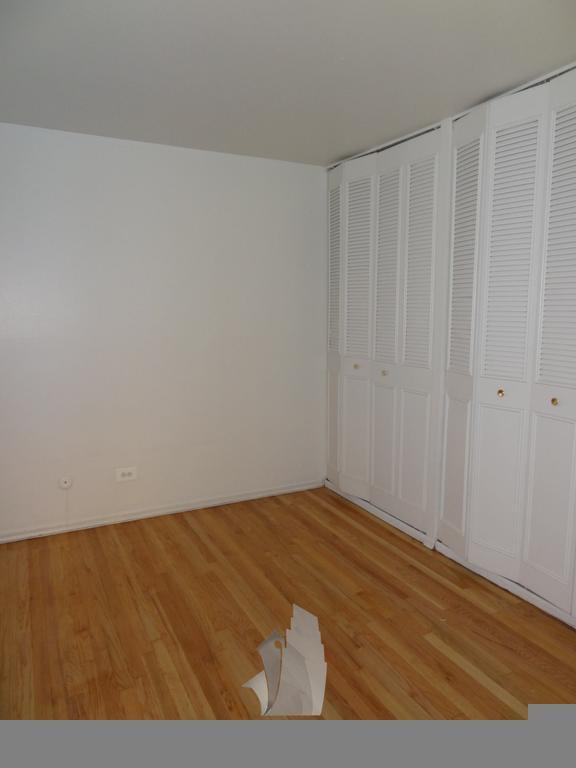 Foto del edificio - 5909 N Kenmore Ave