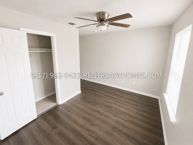 Foto del edificio - 3128 S Cherry Ln