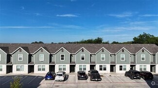 Building Photo - 402 Garrett Ct