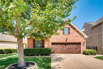 Building Photo - 2301 Canyon Creek Dr
