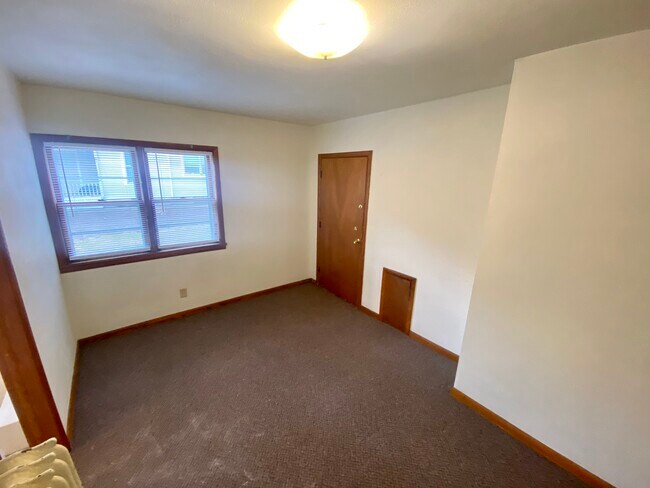 Foto del edificio - 411 10th St S
