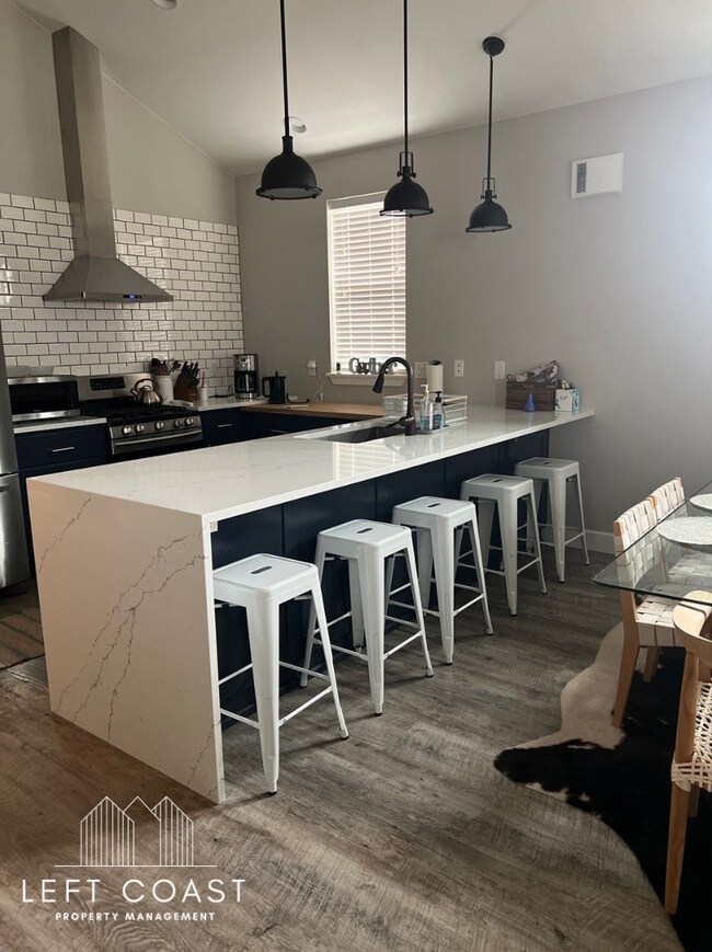 Foto del edificio - 4154 SE Inlet Ave
