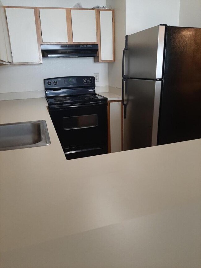 1 bedroom in Seattle WA 98107 Condo for Rent in Seattle, WA