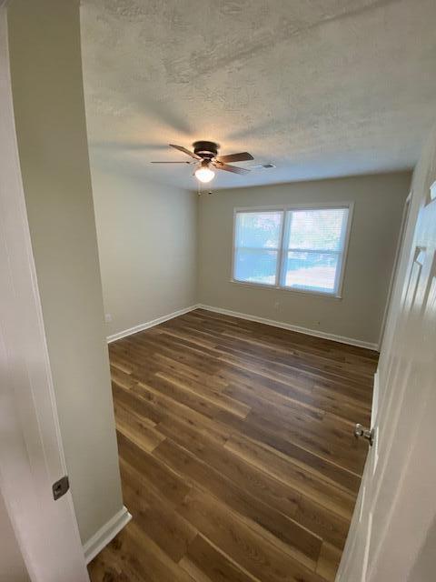 Building Photo - 3304 Alva Ct