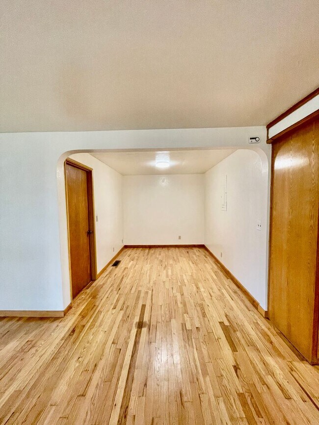 Foto del edificio - We have the wonderful 3 bed/2 bath you’ve ...