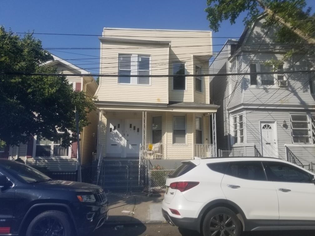 172 Van Nostrand Ave, Jersey City, NJ 07305 House Rental in Jersey