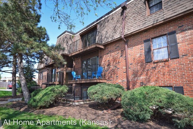 Building Photo - 5954 Woodson Rd