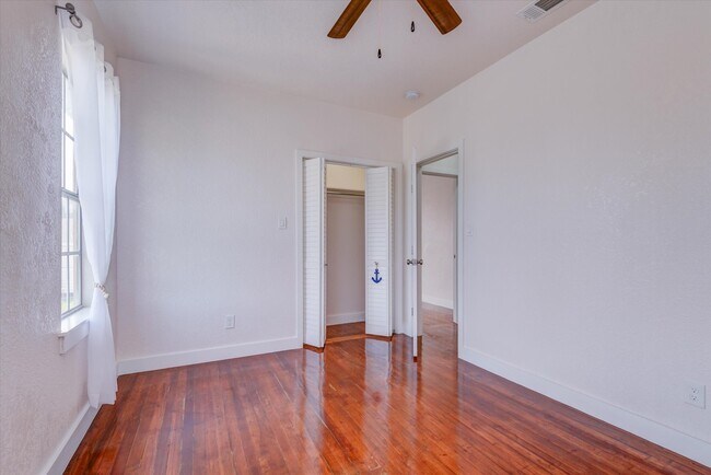 Foto del edificio - 2315 36th St