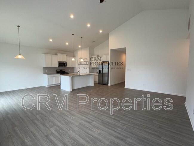 Foto del edificio - 3242 Somers Dr