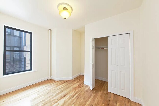 Building Photo - W 139th ST