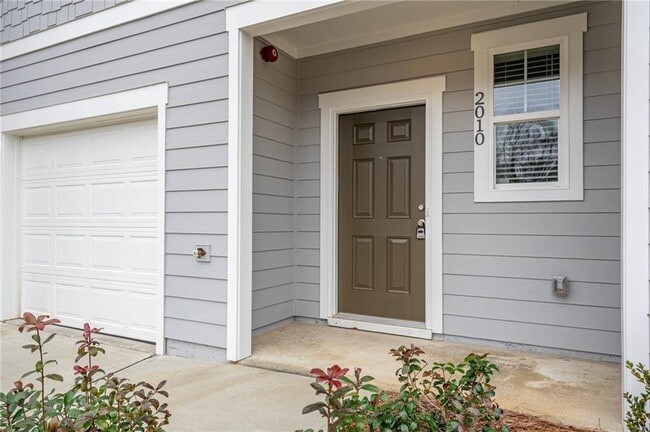 Foto del edificio - 2010 Ayla Dr