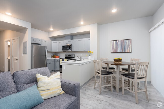 1BD, 1BA - 591-709SF - Lost Lake Forest Apartments