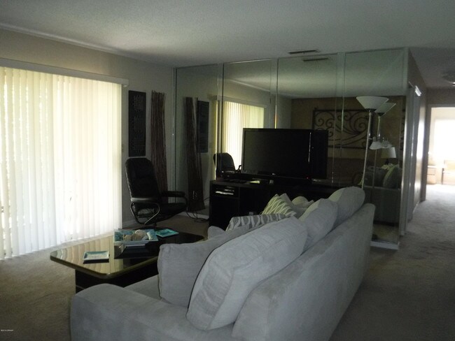 Foto del edificio - 101 Bent Tree Dr