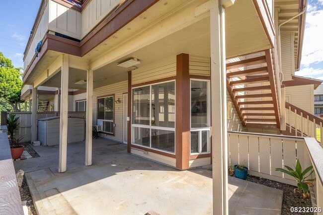 Building Photo - 91-959-959 Puamaeole St