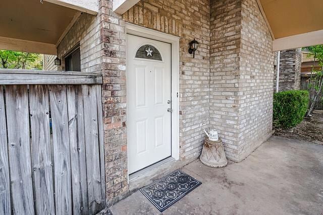 Foto del edificio - 7825 Beauregard Cir
