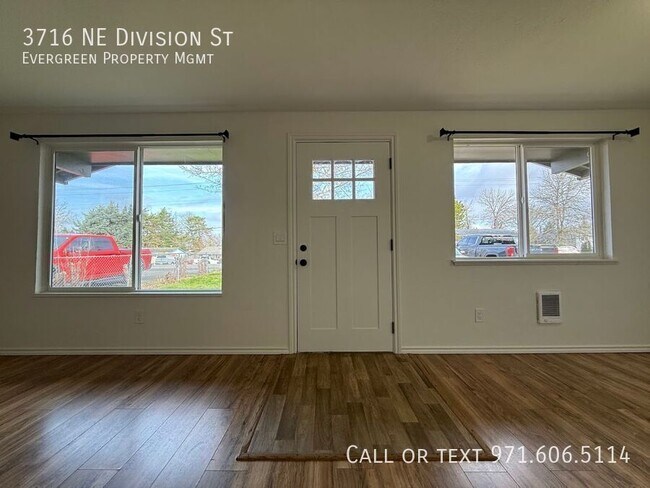Building Photo - 3716 NE Division St