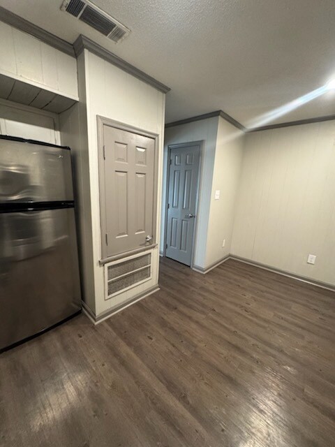 Foto del edificio - 2133 W Gordon Ave