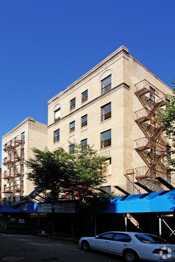 Foto del edificio - 1705 Andrews Ave