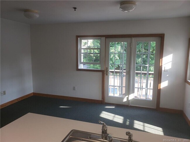 Foto del edificio - 152 Greenwood Ave