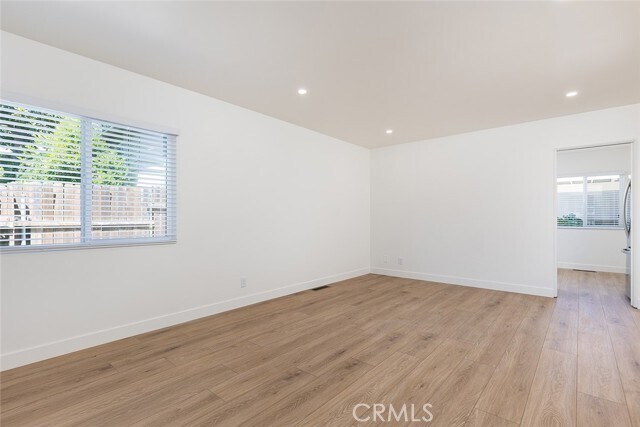 Foto del edificio - 247 E Laurel Ave