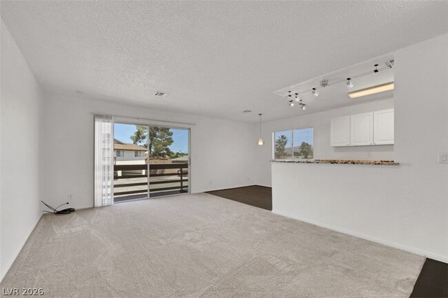 Foto del edificio - 2373 Wooster Cir