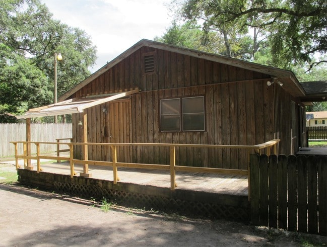 Building Photo - 107 Houseworth St